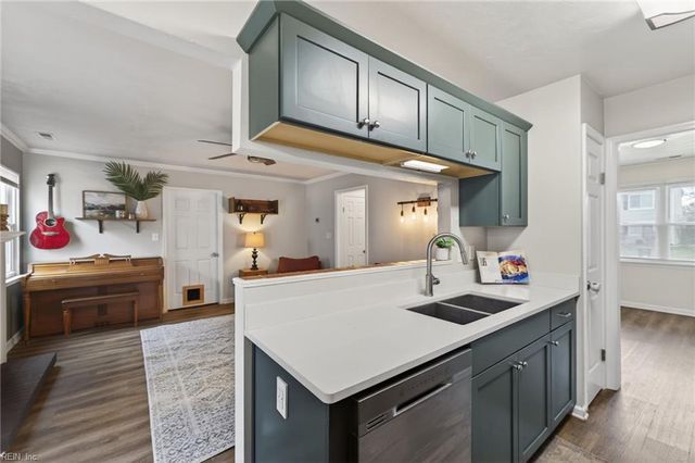 828 Maitland DR, Virginia Beach, VA 23454