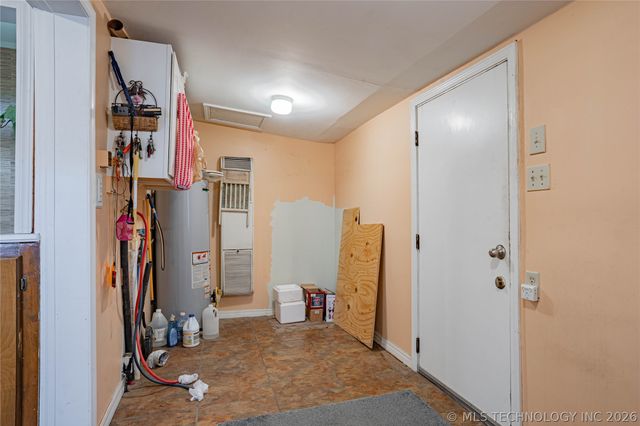 920 N Main Street, Barnsdall, OK 74002