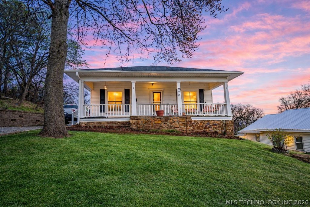 920 N Main Street, Barnsdall, OK 74002