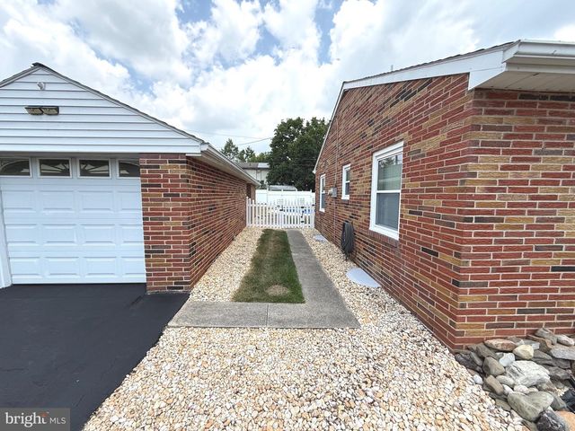 339 RIDGE AVE, Middletown, PA 17057