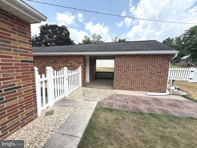 339 RIDGE AVE, Middletown, PA 17057
