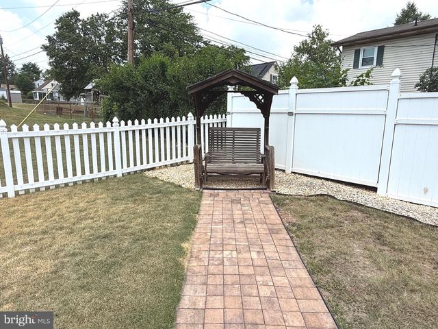 339 RIDGE AVE, Middletown, PA 17057