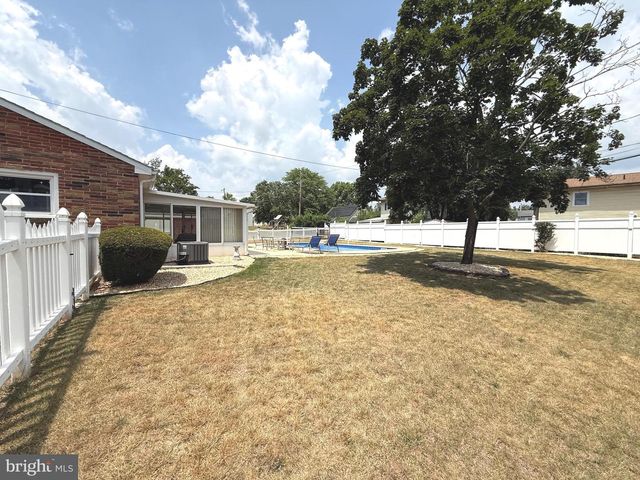 339 RIDGE AVE, Middletown, PA 17057