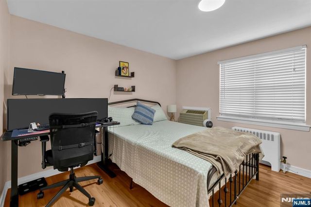 10 Clark Court, Rutherford, NJ 07070