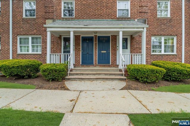 10 Clark Court, Rutherford, NJ 07070