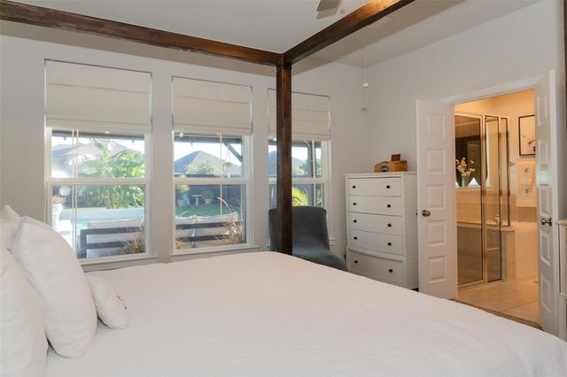 385 Weimer Lagoon Road, La Porte, TX 77571