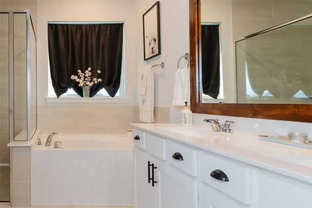 385 Weimer Lagoon Road, La Porte, TX 77571