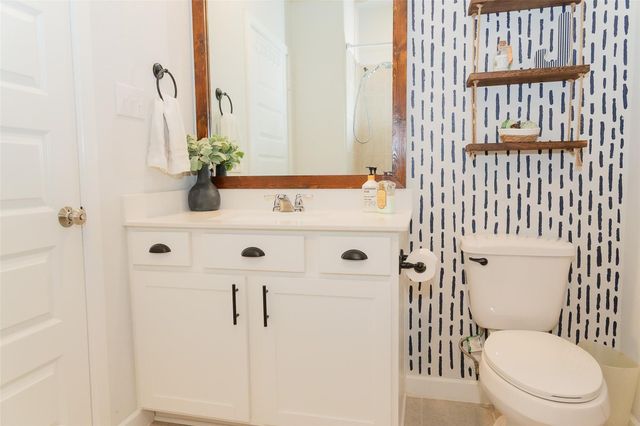 385 Weimer Lagoon Road, La Porte, TX 77571