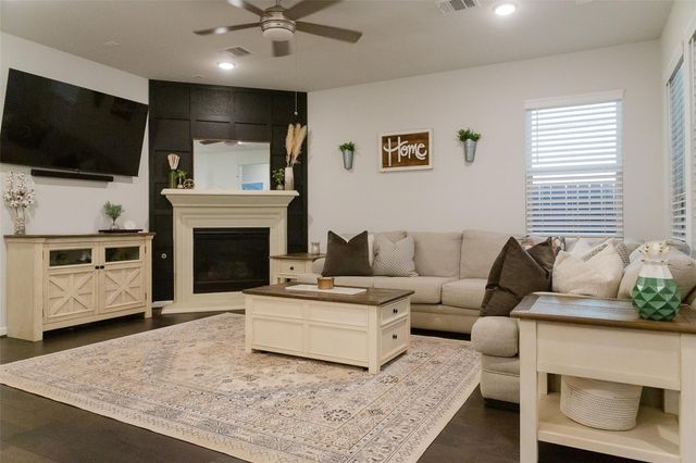 385 Weimer Lagoon Road, La Porte, TX 77571