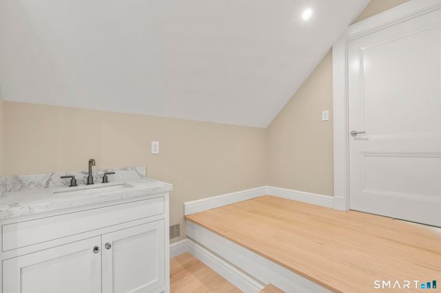 48 Old Farm Road, Wilton, CT 06897