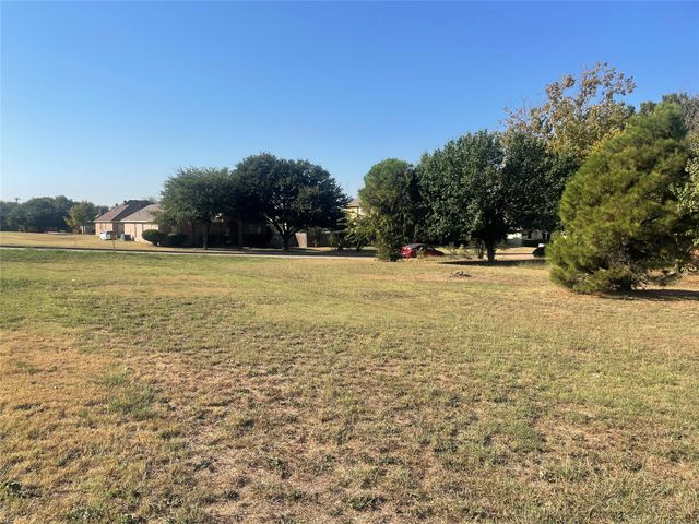 924 Walters Drive, Cedar Hill, TX 75104