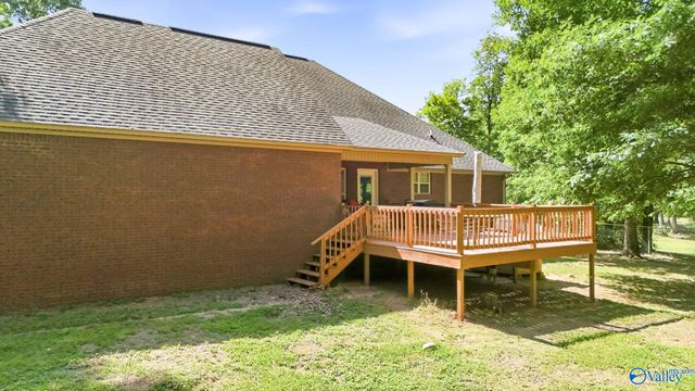 110 Cricket Lane, Boaz, AL 35956