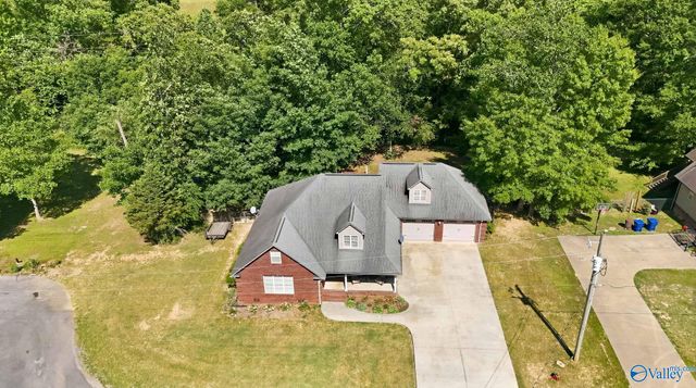 110 Cricket Lane, Boaz, AL 35956