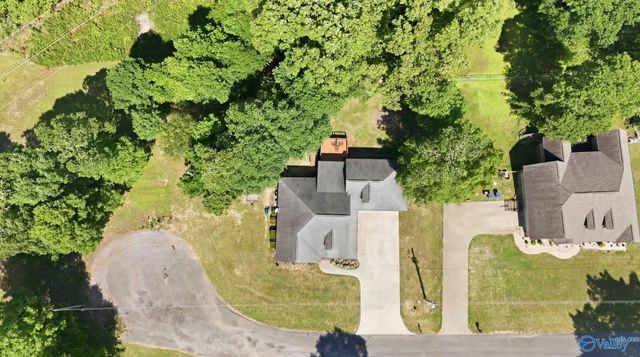 110 Cricket Lane, Boaz, AL 35956
