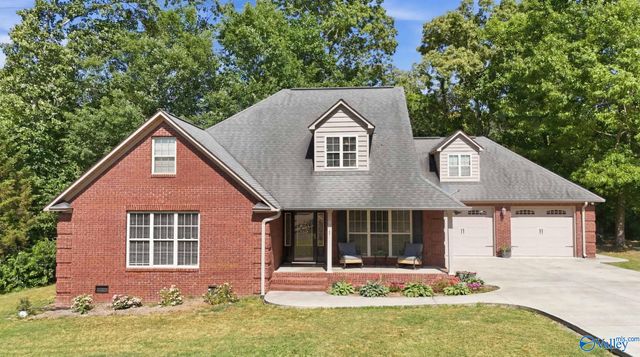 110 Cricket Lane, Boaz, AL 35956