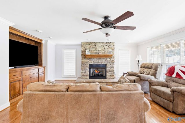 110 Cricket Lane, Boaz, AL 35956
