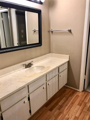 2611 Grants Lake Boulevard 205, Sugar Land, TX 77479