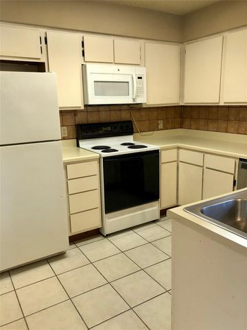 2611 Grants Lake Boulevard 205, Sugar Land, TX 77479