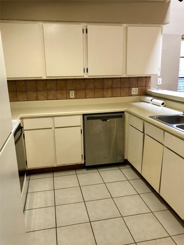 2611 Grants Lake Boulevard 205, Sugar Land, TX 77479