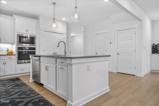 2148 Maggie Valley Drive, Apex, NC 27502