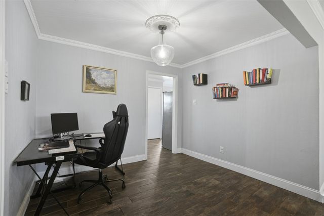 5805 Birchbrook Drive 201, Dallas, TX 75206