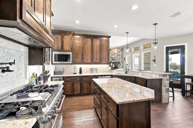 361 Crosswind Drive, Waxahachie, TX 75167