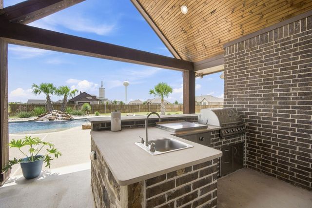 361 Crosswind Drive, Waxahachie, TX 75167