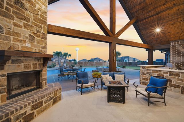 361 Crosswind Drive, Waxahachie, TX 75167