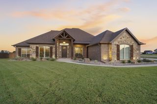 361 Crosswind Drive, Waxahachie, TX 75167
