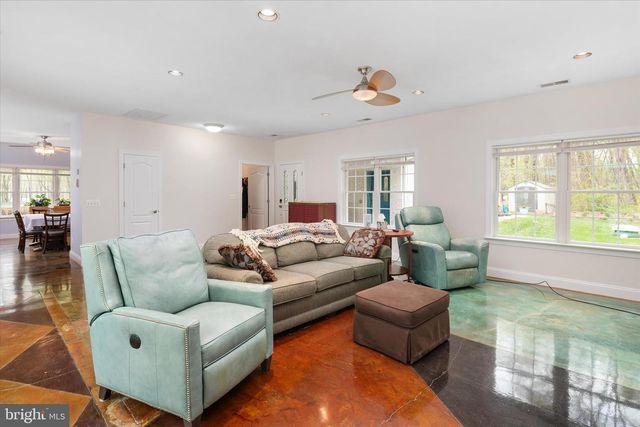 730 CENTRAL AVE E, Edgewater, MD 21037