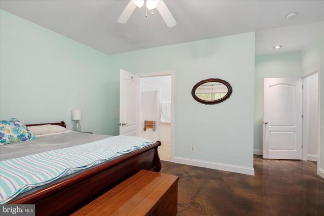 730 CENTRAL AVE E, Edgewater, MD 21037