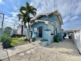 236 SW 10th Ave B, Miami, FL 33130