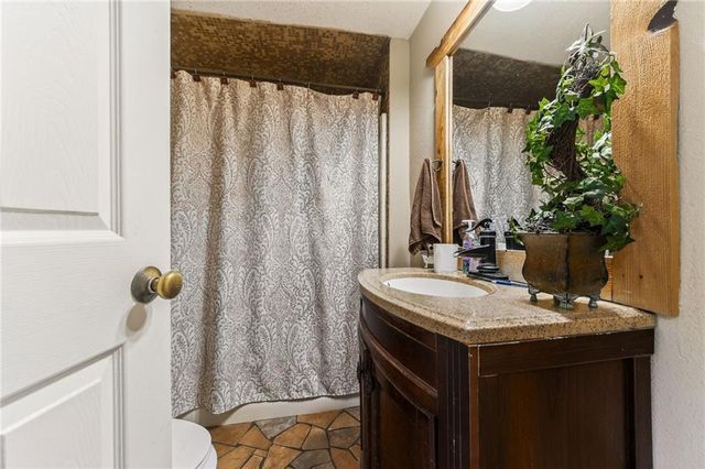 3718 N 59th Street, Kansas City, KS 66104