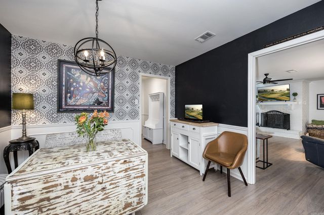 30 Campden Hill Road, Sherwood, AR 72120