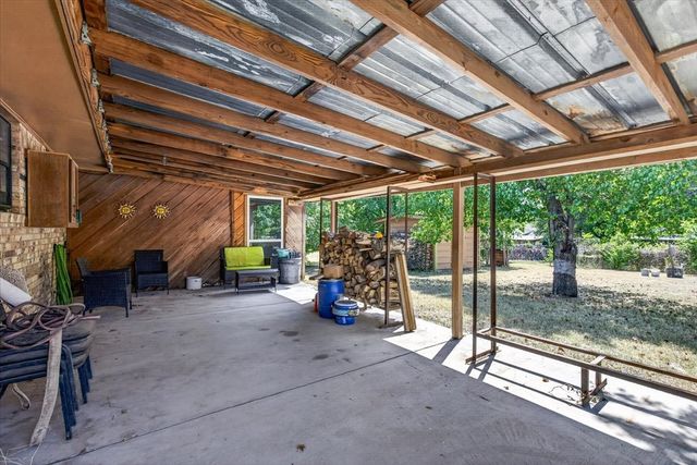 164 Creekview Drive E, Red Oak, TX 75154