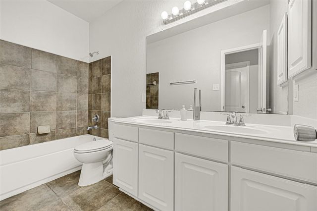 4702 Sedgewood Drive, Rosenberg, TX 77471
