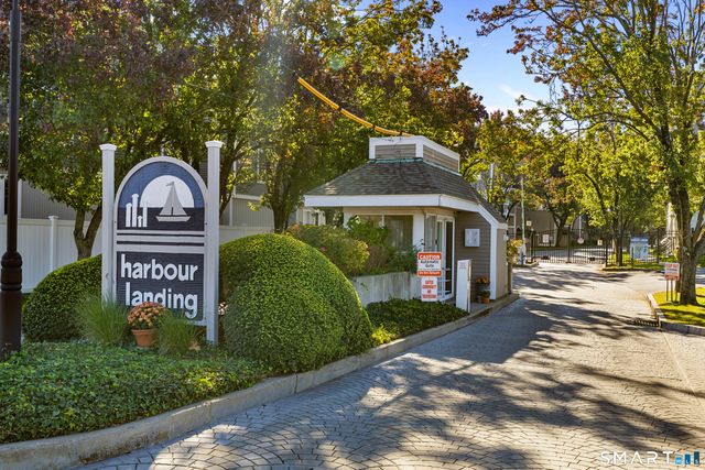 85 Harbour Close 85, New Haven, CT 06519