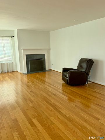 85 Harbour Close 85, New Haven, CT 06519
