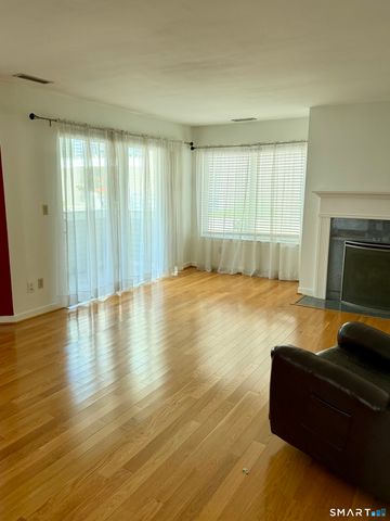 85 Harbour Close 85, New Haven, CT 06519