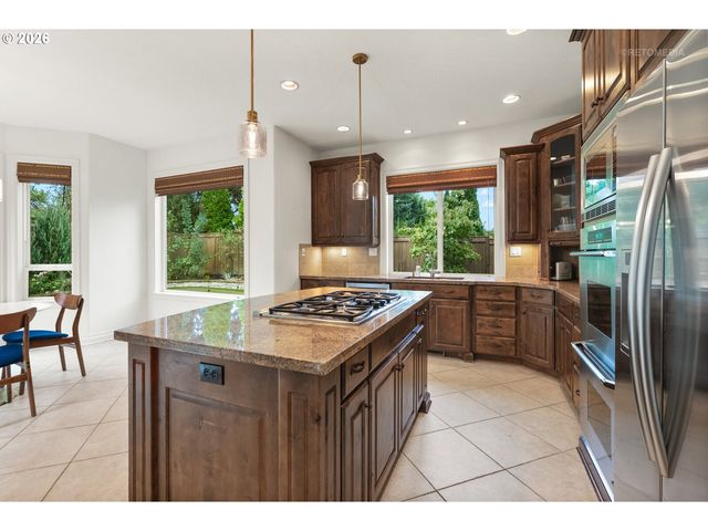23526 Sw MCLOUGHLIN Ct, Sherwood, OR 97140