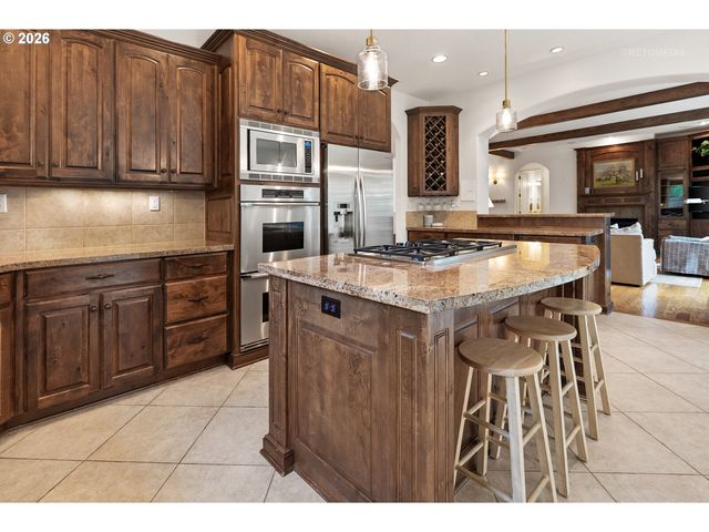 23526 Sw MCLOUGHLIN Ct, Sherwood, OR 97140