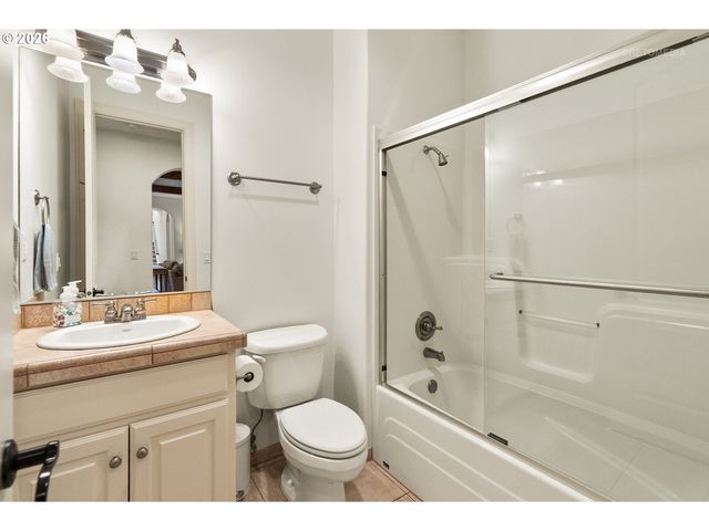 23526 Sw MCLOUGHLIN Ct, Sherwood, OR 97140