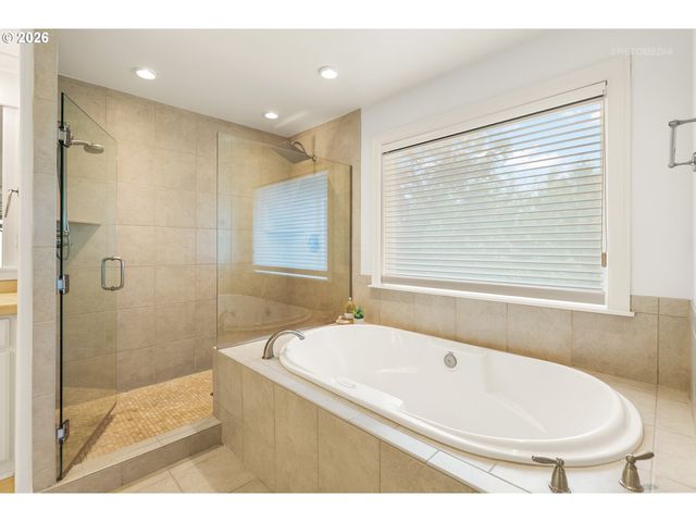23526 Sw MCLOUGHLIN Ct, Sherwood, OR 97140