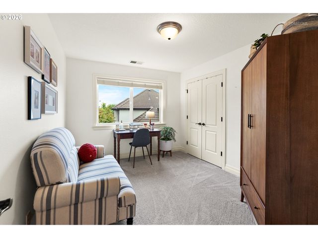 23526 Sw MCLOUGHLIN Ct, Sherwood, OR 97140