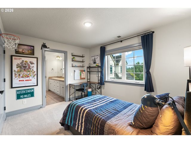 23526 Sw MCLOUGHLIN Ct, Sherwood, OR 97140