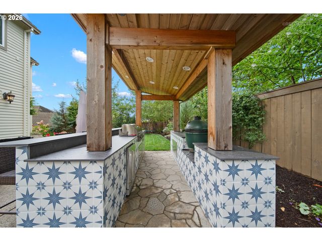 23526 Sw MCLOUGHLIN Ct, Sherwood, OR 97140