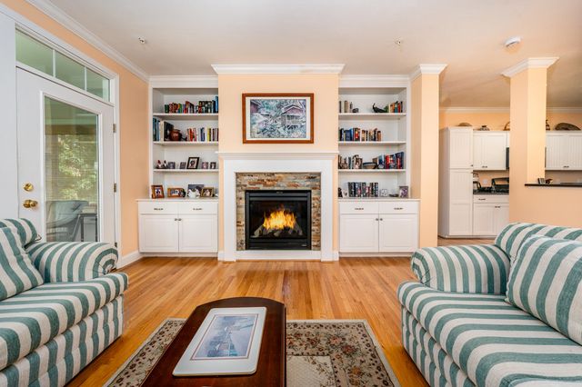 68 Leisure Green Drive N UNIT 68, Mashpee, MA 02649