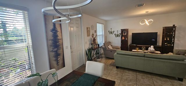 4726 MONARCH Way, Coconut Creek, FL 33073