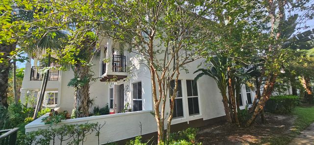 4726 MONARCH Way, Coconut Creek, FL 33073