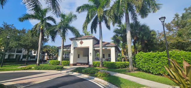 4726 MONARCH Way, Coconut Creek, FL 33073